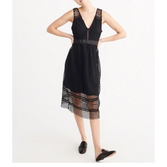 Abercrombie and Fitch black circle lace midi dress - Picture 1 of 2